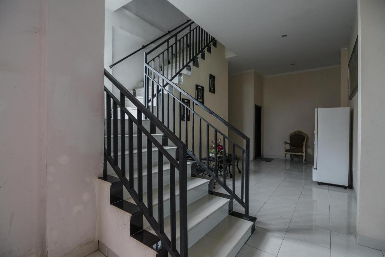 Reddoorz Syariah Near Jamtos Jambi Ξενοδοχείο Εξωτερικό φωτογραφία